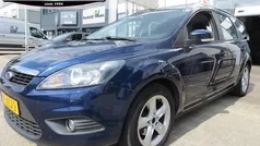 Blauw, metallic lak Gebruikt 2010 Ford Focus Stationwagen | € 2.350 (Goede deal)