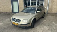 Beige Gebruikt 2002 VW Passat Stationwagen | € 950 (Eerlijke prijs)