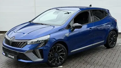 Gebruikt 2024 Renault Clio V Esprit Alpine Hatchback | € 25.295 (Eerlijke prijs)