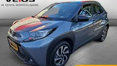 Gebruikt 2024 Toyota Aygo Envy Hatchback | € 21.450 (Eerlijke prijs)