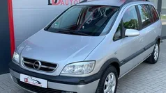 Grijs, metallic lak Gebruikt 2003 Opel Zafira Elegance MPV | € 2.250 (Eerlijke prijs)