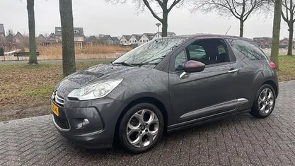 Occasion Citroën DS3 Chic 82 PK (60 kW) 2013 Grijs Hatchback