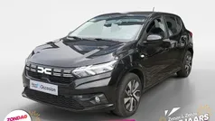 Zwart Gebruikt 2024 Dacia Sandero Expression Hatchback | € 18.935 (Eerlijke prijs)