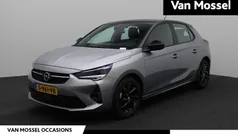 Grijs, metallic lak Gebruikt 2023 Opel Corsa GS Line Hatchback | € 16.940 (Eerlijke prijs)