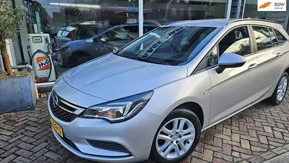 Gebruikt 2017 Opel Astra Edition Stationwagen | € 11.750 (Eerlijke prijs)