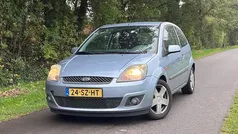 Blauw Gebruikt 2006 Ford Fiesta Futura Hatchback | € 975 (Eerlijke prijs)