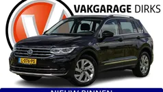 Zwart Gebruikt 2020 VW Tiguan Elegance SUV | € 31.889 (Eerlijke prijs)
