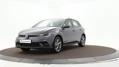 Grijs Gebruikt 2024 VW Polo R-line Hatchback | € 25.880 (Eerlijke prijs)