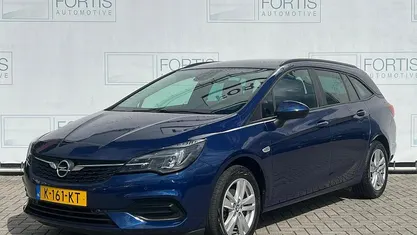 Blauw Gebruikt 2021 Opel Astra Edition Stationwagen | € 12.900 (Eerlijke prijs)