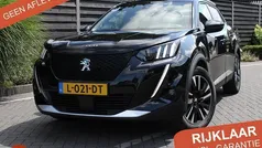 Zwart Gebruikt 2021 Peugeot e-2008 GT SUV | € 16.450 (Eerlijke prijs)