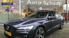 Gebruikt 2021 Volvo V60 R-Design Stationwagen | € 32.900 (Eerlijke prijs)