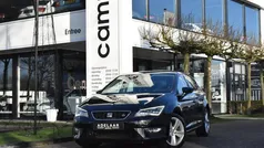 Zwart, metallic lak Gebruikt 2013 Seat Leon FR Hatchback | € 9.550 (Eerlijke prijs)