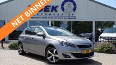 Grijs, metallic lak Gebruikt 2015 Peugeot 308 GT-line Hatchback | € 9.945 (Eerlijke prijs)