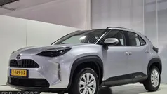 Grijs Gebruikt 2023 Toyota Yaris Cross Active SUV | € 25.749 (Eerlijke prijs)