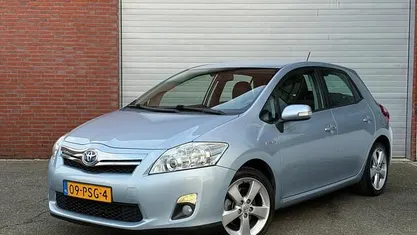 Occasion Toyota Auris Executive 99 PK (72 kW) 2011 Blauw Hatchback