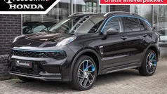 Zwart Gebruikt 2023 Lynk & Co 01 SUV | € 27.900 (Eerlijke prijs)