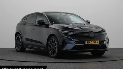 Noir étoilé gne Occasion 2025 Renault Megane E-Tech Esprit Alpine Hatchback | € 34.445 (Eerlijke prijs)