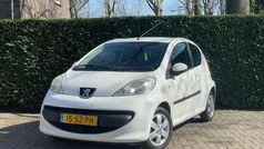 Wit Gebruikt 2006 Peugeot 107 Hatchback | € 1.495 (Eerlijke prijs)