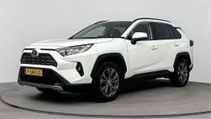 Wit Gebruikt 2022 Toyota RAV4 Business Edition SUV | € 29.945 (Super prijs)