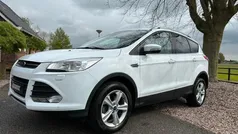 Wit Gebruikt 2016 Ford Kuga SUV | € 15.900 (Eerlijke prijs)