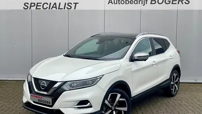 Wit Occasion 2019 Nissan Qashqai Tekna+ SUV | € 18.740 (Eerlijke prijs)