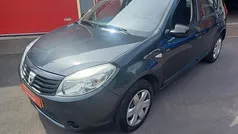 Gebruikt 2008 Dacia Sandero Ambiance Hatchback | € 1.750 (Eerlijke prijs)