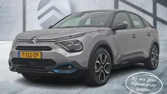 Grijs Gebruikt 2023 Citroën e-C4 Feel SUV | € 20.590 (Eerlijke prijs)