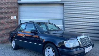 Occasion Mercedes E200 118 PK (86 kW) 1991 Sedan