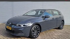 Gebruikt 2020 VW Golf VII Style Hatchback | € 20.495 (Eerlijke prijs)