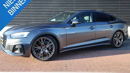 Grijs Gebruikt 2020 Audi A5 Sportback S-Line Hatchback | € 29.950 (Eerlijke prijs)