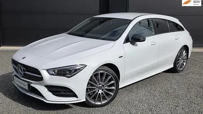 Wit Gebruikt 2020 Mercedes CLA250 Shooting Brake Premium Plus Stationwagen | € 28.940 (Eerlijke prijs)