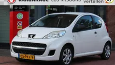Wit Gebruikt 2011 Peugeot 107 Hatchback | € 4.785 (Eerlijke prijs)