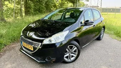 Occasion Peugeot 208 82 PK (60 kW) 2012 Zwart Hatchback