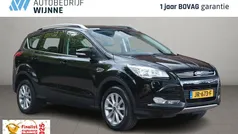 Zwart Gebruikt 2016 Ford Kuga Titanium SUV | € 14.950 (Eerlijke prijs)