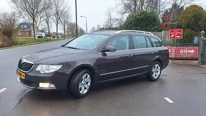 Occasion 2010 Skoda Superb Business Line Stationwagen | € 5.200 (Eerlijke prijs)