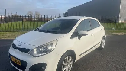 Gebruikt 2011 Kia Rio Plus Hatchback | € 4.299 (Eerlijke prijs)