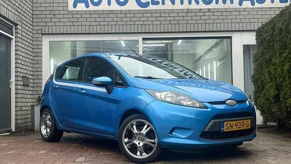 Blauw (metallic) Occasion 2009 Ford Fiesta Trend Hatchback | € 2.999 (Eerlijke prijs)