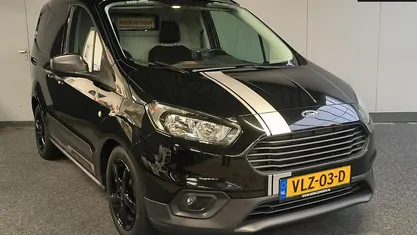 Zwart Occasion 2022 Ford Transit Van | € 12.950 (Eerlijke prijs)