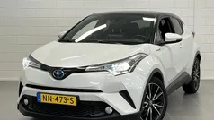 Wit Gebruikt 2017 Toyota C-HR Executive SUV | € 19.925 (Eerlijke prijs)