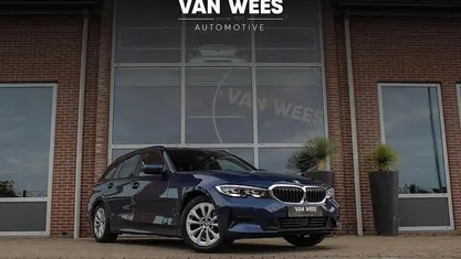 Gebruikt 2021 BMW 318 Executive Stationwagen | € 22.750 (Super prijs)