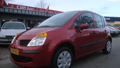 Rood Gebruikt 2006 Renault Modus Authentique MPV | € 1.995 (Eerlijke prijs)