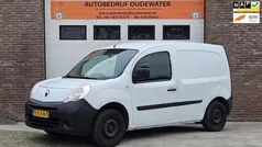 Wit Gebruikt 2011 Renault Kangoo Komfort MPV | € 2.995 (Eerlijke prijs)