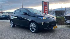Zwart Occasion 2017 Renault Zoe Intens Hatchback | € 6.950 (Super prijs)