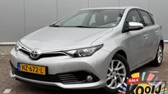 Gebruikt 2017 Toyota Auris Hatchback | € 15.400 (Eerlijke prijs)