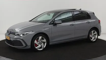Occasion 2021 VW Golf VIII GTE Hatchback | € 22.900 (Eerlijke prijs)