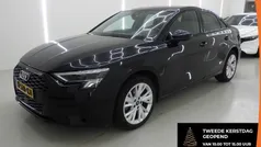 Zwart Gebruikt 2022 Audi A3 Advanced Sedan | € 19.990 (Super prijs)