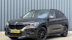 Bruin Gebruikt 2020 BMW X1 Executive SUV | € 27.190 (Eerlijke prijs)