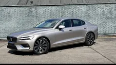 Bright dusk Gebruikt 2023 Volvo S60 Plus Sedan | € 36.900 (Eerlijke prijs)