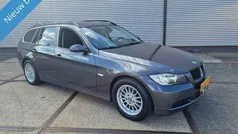 , metallic lak Gebruikt 2008 BMW 325 Executive Stationwagen | € 7.950 (Eerlijke prijs)