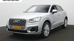 Grijs Gebruikt 2020 Audi Q2 Basis SUV | € 20.900 (Eerlijke prijs)